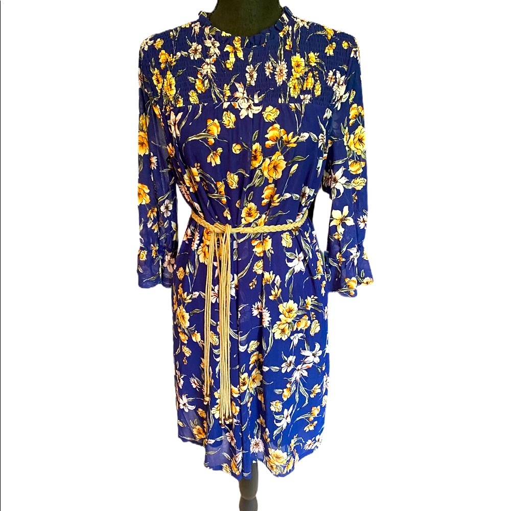 *NWT* SIREN LILY navy floral dress
